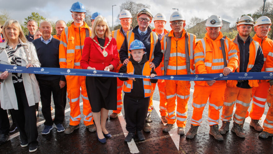 Thornliebank Road bridge reopens ahead of schedule
